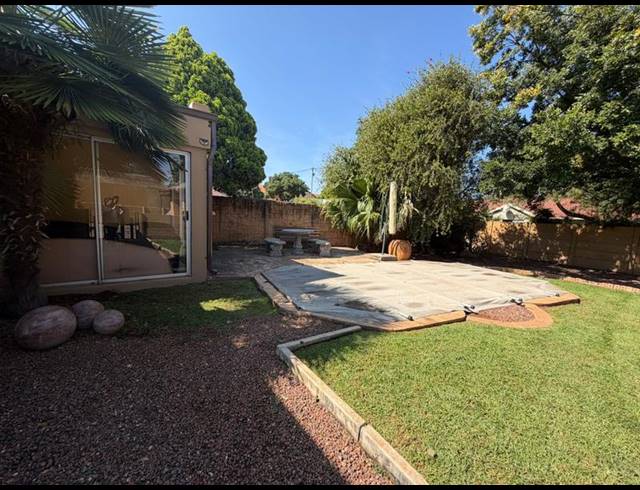 4 BEDROOM HOUSE FOR SALE IN GOLF PARK